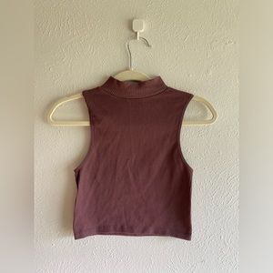 Zara Mock Neck Form-Fitting / Flattering Ribbed Top Brown Size M W